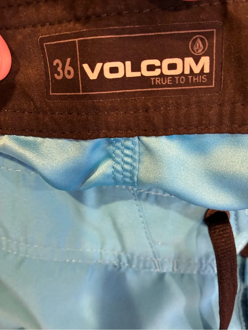 Volcom Men’s Blue Board Shorts Swim Trunks Size 36 Surf Beach
